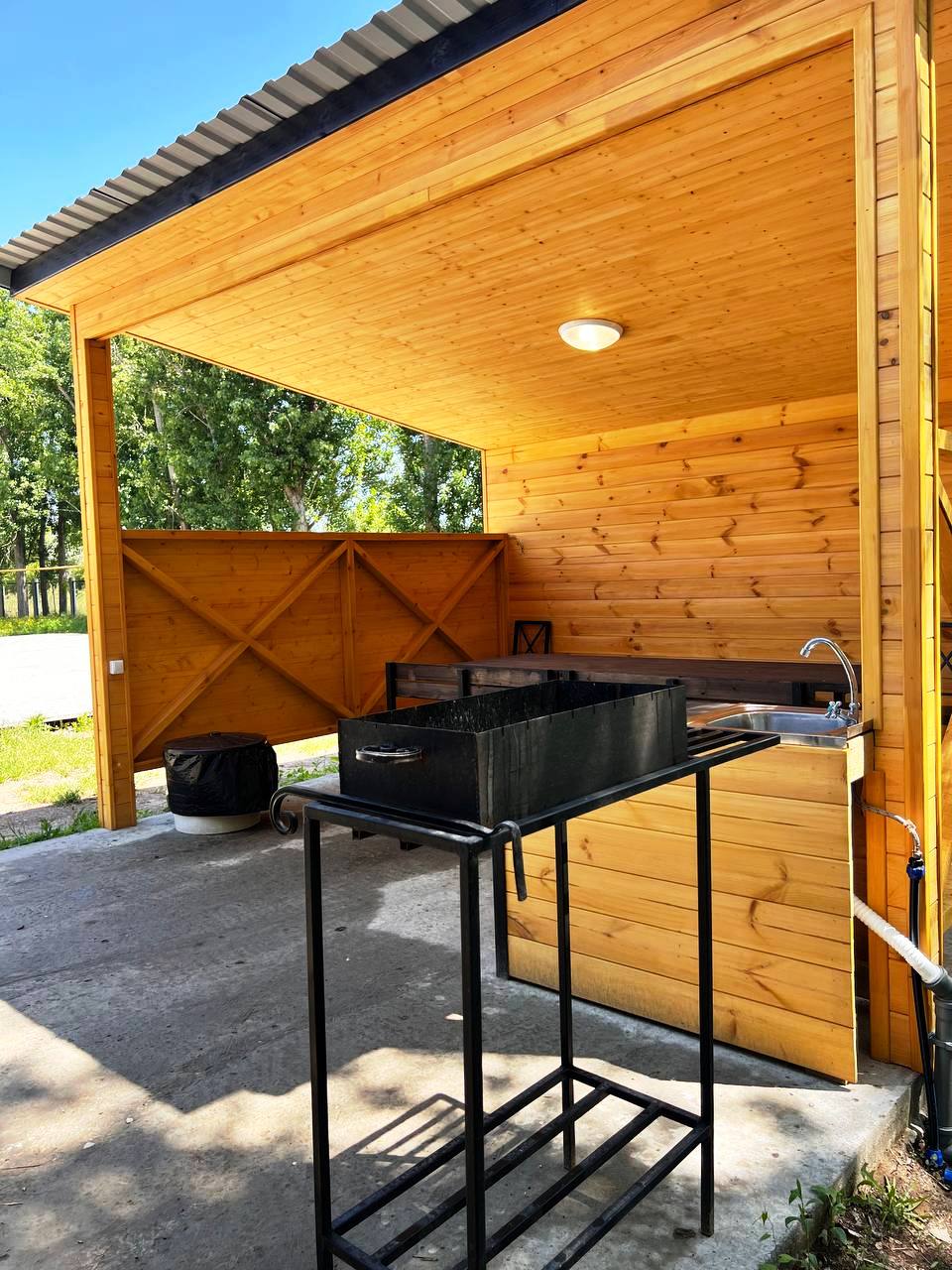 Кабинки у басейна